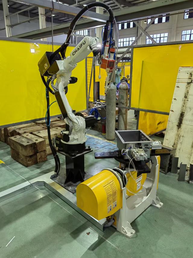 福建泉州機(jī)械臂焊接機(jī)器人選購(gòu)指南 優(yōu)質(zhì)廠家批發(fā)與價(jià)格分析